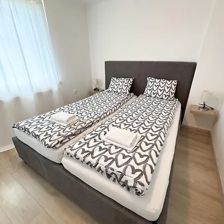 Apartment Heart